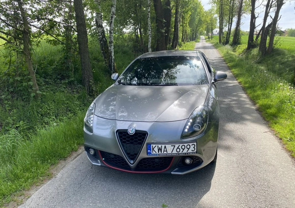 Alfa Romeo Giulietta cena 52200 przebieg: 124500, rok produkcji 2016 z Skawina małe 254